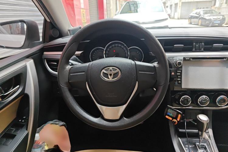 Used Toyota Corolla 2017 1.6L CVT GL Steering Wheel