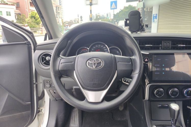 Used Toyota Corolla 2017 Revised Version 1.2T S-CVT GL Steering Wheel