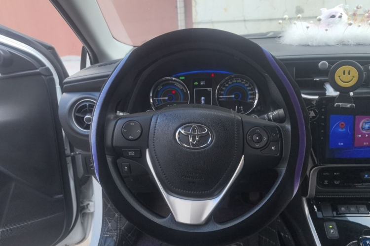 Used Toyota Corolla 2017 Revised Dual-Engine 1.8L E-CVT Leading Edition Steering Wheel