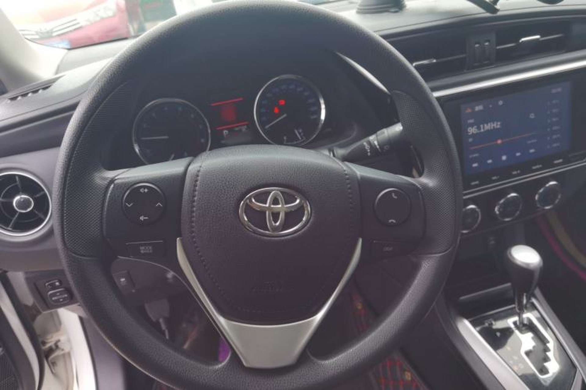 Used Toyota Corolla 2017 Revised Version 1.2T S-CVT GL-i Steering Wheel