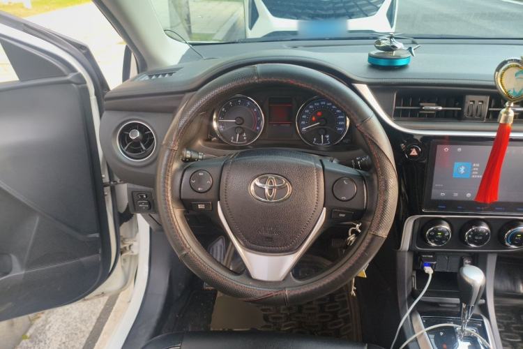 Used Toyota Corolla 2017 Revised Version 1.2T S-CVT GL Steering Wheel
