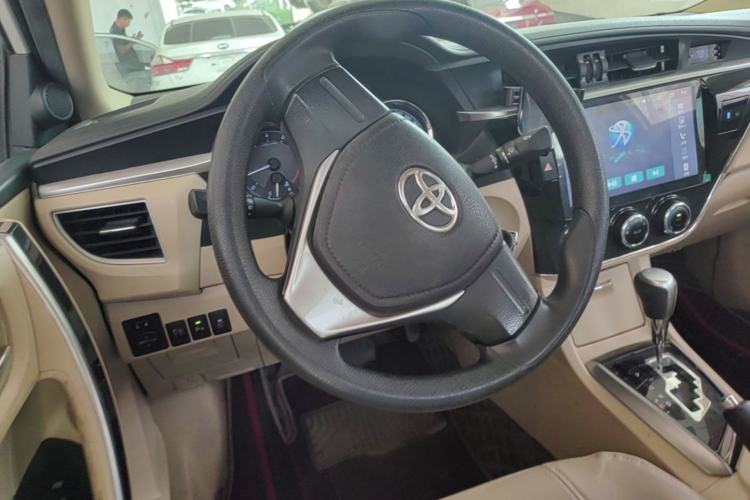 Used Toyota Corolla 2017 1.2T CVT GL-i Steering Wheel