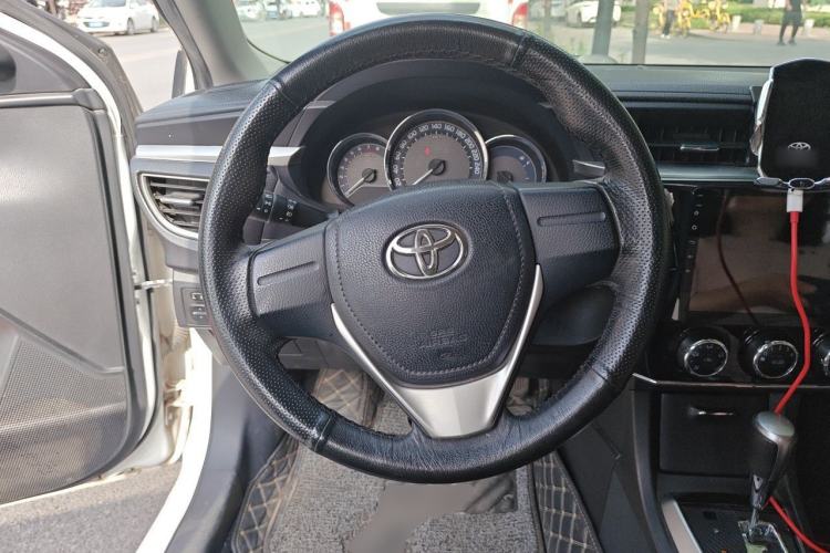 Used Toyota Corolla 2017 1.6L CVT GL Steering Wheel