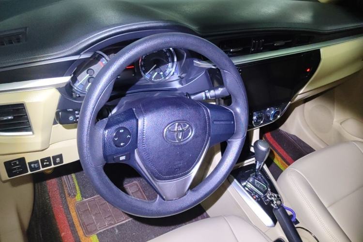 Used Toyota Corolla 2017 1.2T CVT GL-i Steering Wheel