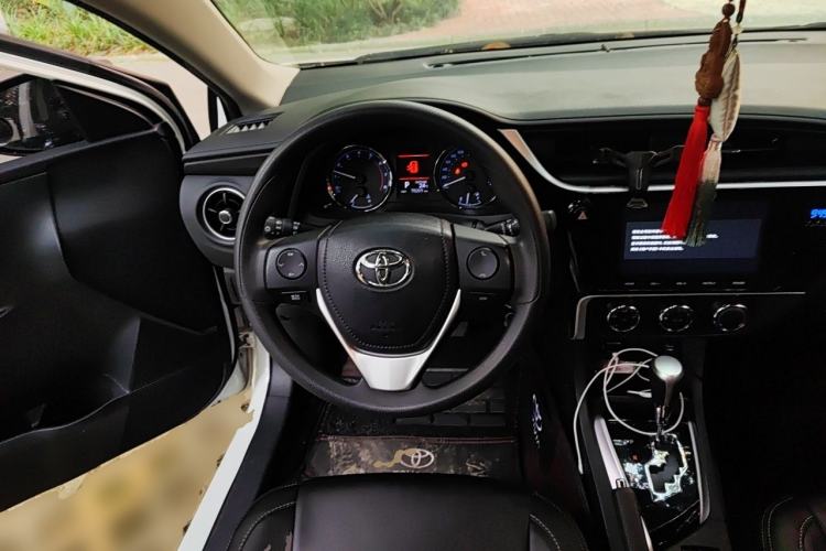 Used Toyota Corolla 2017 Revised Version 1.2T S-CVT GL-i Steering Wheel
