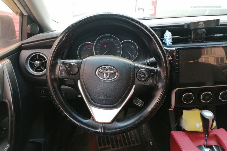 Used Toyota Corolla 2017 1.2T CVT GL Steering Wheel