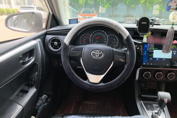 Used Toyota Corolla 2017 Revised Version 1.2T S-CVT GL Steering Wheel
