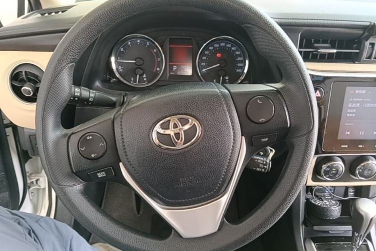 Used Toyota Corolla 2017 Revised Version 1.2T S-CVT GL-i Steering Wheel