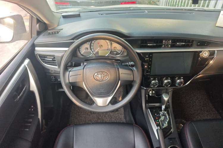Used Toyota Corolla 2017 1.6L CVT GL Steering Wheel