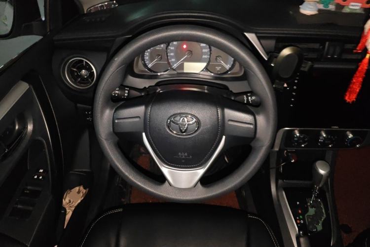 Used Toyota Corolla 2017 Revised Version 1.2T S-CVT GL Steering Wheel
