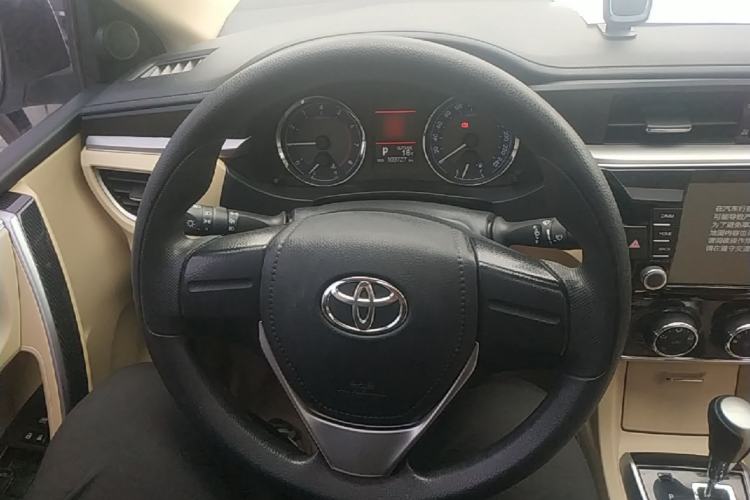 Used Toyota Corolla 2017 1.2T CVT GL-i Steering Wheel