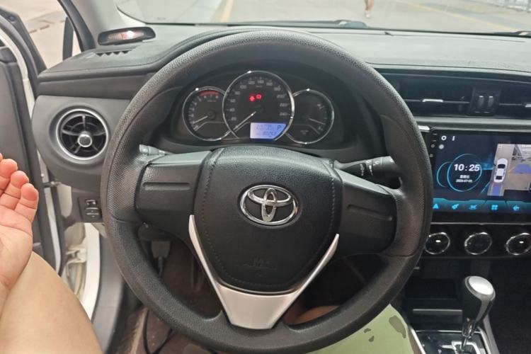 Used Toyota Corolla 2017 Revised Version 1.2T S-CVT GL Steering Wheel