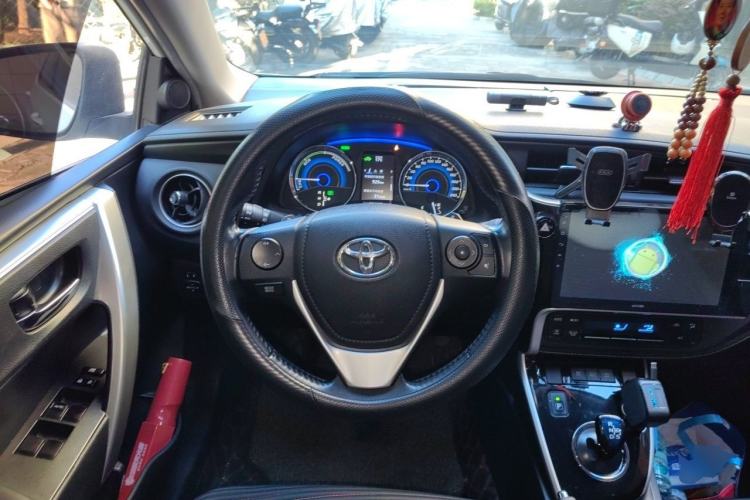 Used Toyota Corolla 2017 Revised Dual-Engine 1.8L E-CVT Elite Edition Steering Wheel