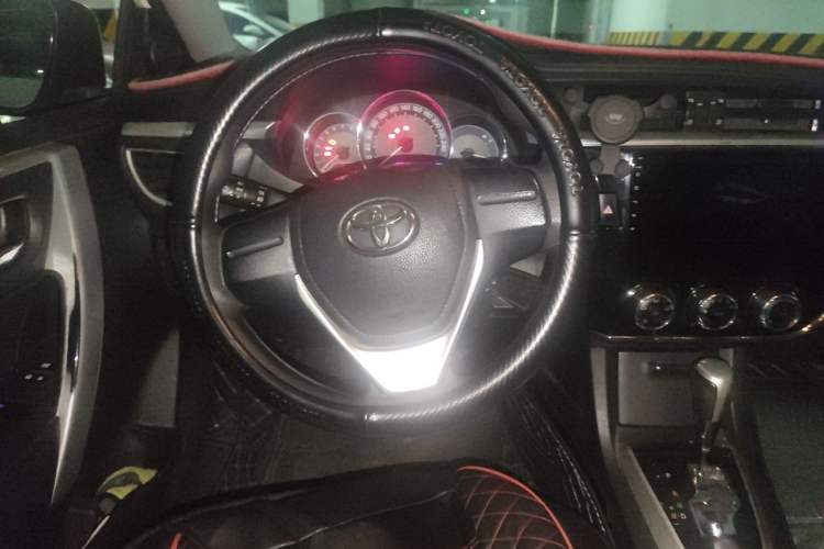 Used Toyota Corolla 2017 Revised Version 1.6L S-CVT GL Steering Wheel