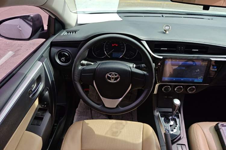 Used Toyota Corolla 2017 Revised Version 1.2T S-CVT GL Steering Wheel