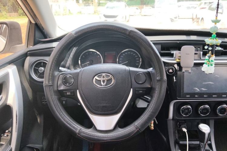Used Toyota Corolla 2017 Revised Version 1.2T S-CVT GL-i Steering Wheel