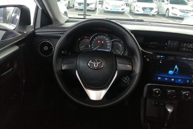 Used Toyota Corolla 2017 Revised Version 1.2T S-CVT GL Steering Wheel