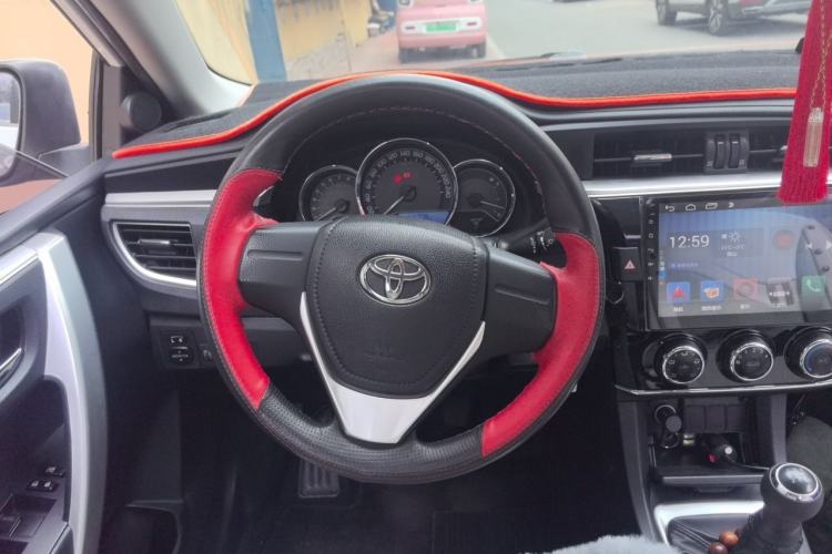 Used Toyota Corolla 2017 Revised Version 1.6L Manual GL Steering Wheel