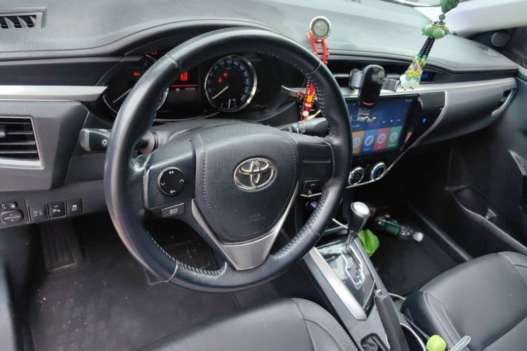 Used Toyota Corolla 2017 1.2T CVT GL-i Leather Edition Steering Wheel