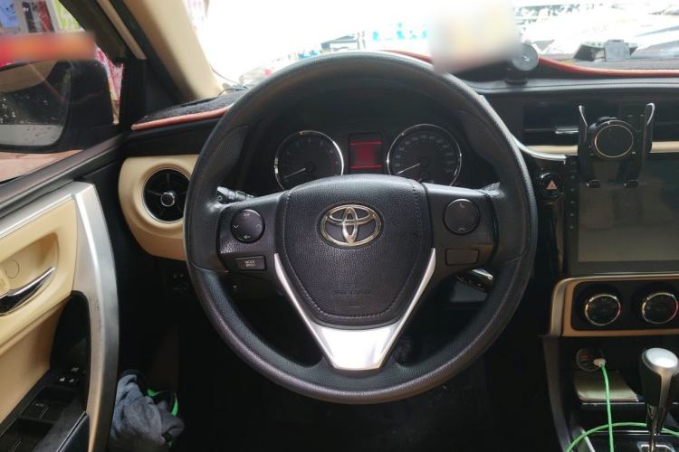 Used Toyota Corolla 2017 1.2T CVT GL-i Steering Wheel