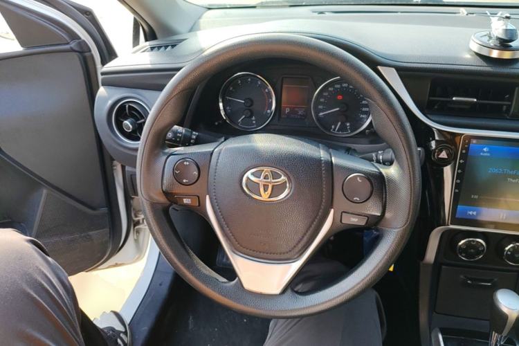 Used Toyota Corolla 2017 Revised Version 1.2T S-CVT GL-i Steering Wheel