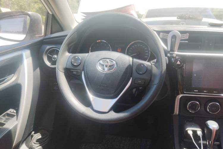 Used Toyota Corolla 2017 Revised Version 1.2T S-CVT GL-i Steering Wheel