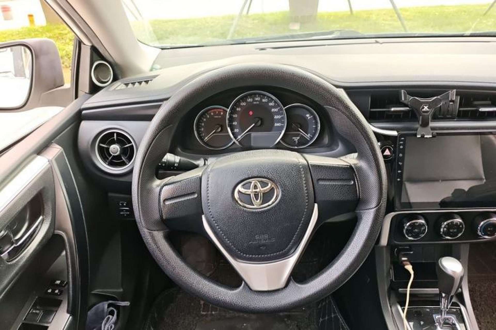 Used Toyota Corolla 2017 Revised Version 1.2T S-CVT GL Steering Wheel