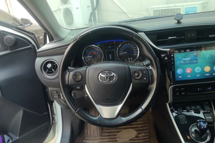 Used Toyota Corolla 2017 Revised Dual-Engine 1.8L E-CVT Elite Edition Steering Wheel