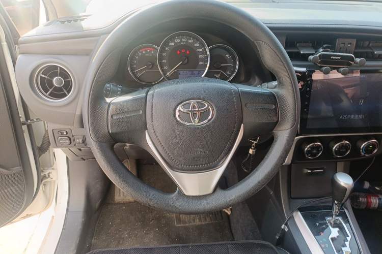 Used Toyota Corolla 2017 Revised Version 1.2T S-CVT GL Steering Wheel