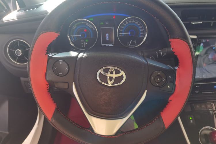 Used Toyota Corolla 2017 Revised Dual-Engine 1.8L E-CVT Elite Edition Steering Wheel