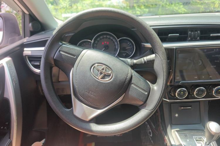 Used Toyota Corolla 2017 1.6L CVT GL Steering Wheel