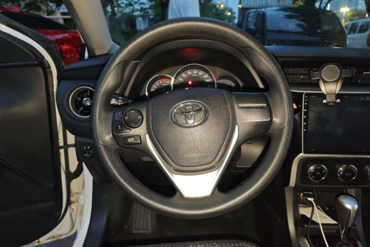 Used Toyota Corolla 2017 Revised Version 1.2T S-CVT GL Steering Wheel