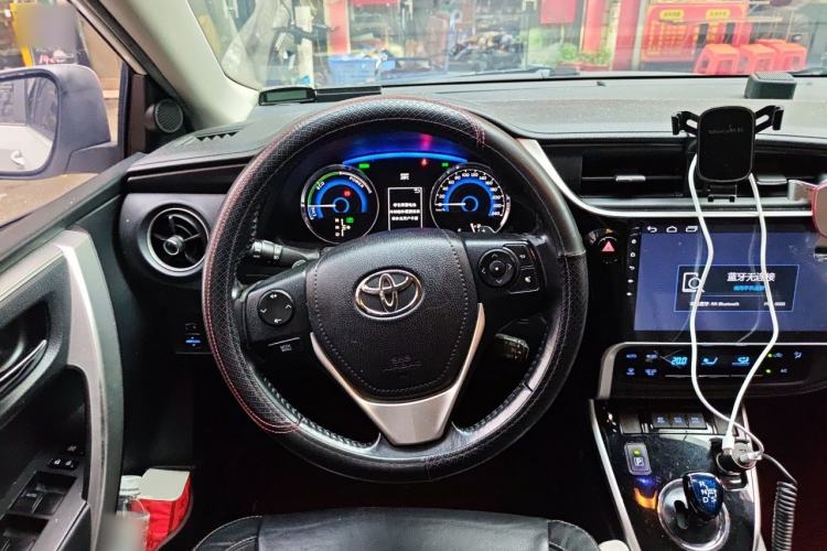 Used Toyota Corolla 2017 Revised Dual-Engine 1.8L E-CVT Elite Edition Steering Wheel