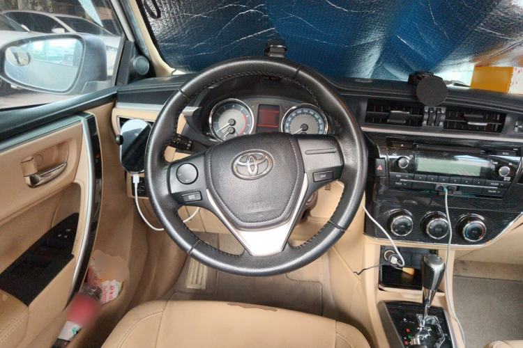 Used Toyota Corolla 2017 1.2T CVT GL-i Leather Edition Steering Wheel