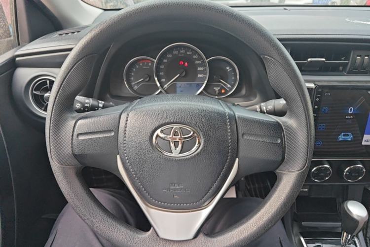 Used Toyota Corolla 2017 Revised Version 1.2T S-CVT GL Steering Wheel