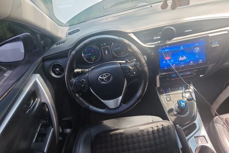 Used Toyota Corolla 2017 Revised Dual-Engine 1.8L E-CVT Elite Edition Steering Wheel
