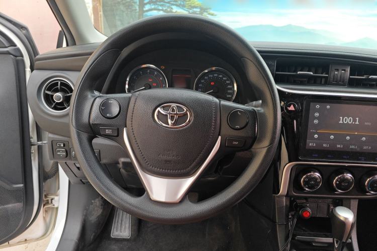 Used Toyota Corolla 2017 Revised Version 1.2T S-CVT GL-i Steering Wheel