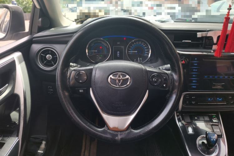 Used Toyota Corolla 2017 Revised Dual-Engine 1.8L E-CVT Leading Edition Steering Wheel