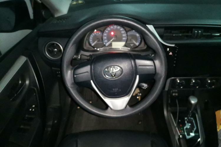 Used Toyota Corolla 2017 Revised Version 1.2T S-CVT GL Steering Wheel
