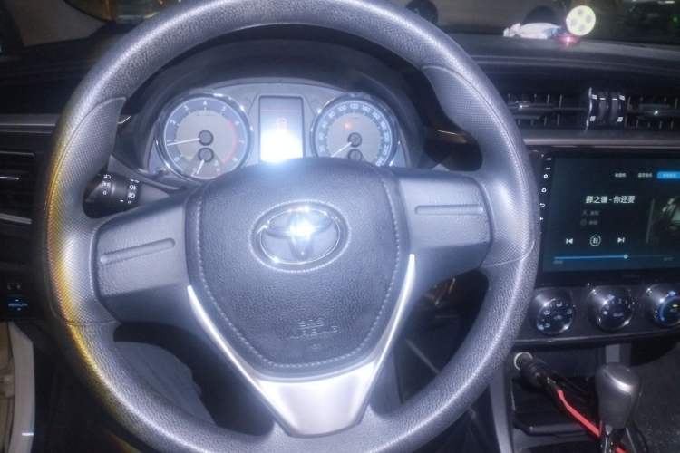 Used Toyota Corolla 2017 1.2T CVT GL-i Steering Wheel