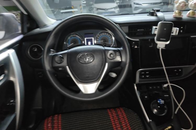 Used Toyota Corolla 2017 Revised Dual-Engine 1.8L E-CVT Leading Edition Steering Wheel