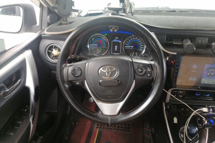 Used Toyota Corolla 2017 Revised Dual-Engine 1.8L E-CVT Leading Edition Steering Wheel