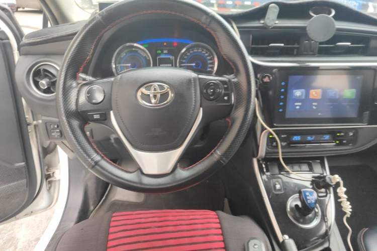 Used Toyota Corolla 2017 Revised Dual-Engine 1.8L E-CVT Leading Edition Steering Wheel