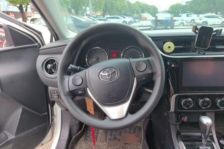 Used Toyota Corolla 2017 Revised Version 1.2T S-CVT GL-i Steering Wheel