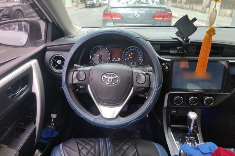 Used Toyota Corolla 2017 Revised Version 1.2T S-CVT GL-i Steering Wheel