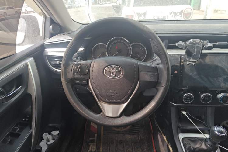 Used Toyota Corolla 2017 1.2T Manual GL Steering Wheel