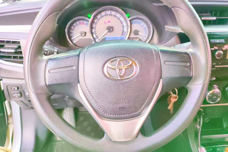 Used Toyota Corolla 2017 Revised Version 1.6L S-CVT GL Steering Wheel