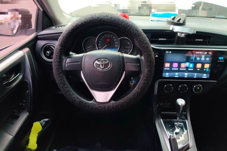 Used Toyota Corolla 2017 Revised Version 1.2T Manual GL-i Steering Wheel