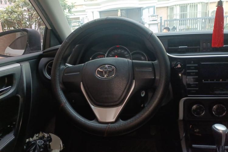 Used Toyota Corolla 2017 Revised Version 1.2T S-CVT GL Steering Wheel