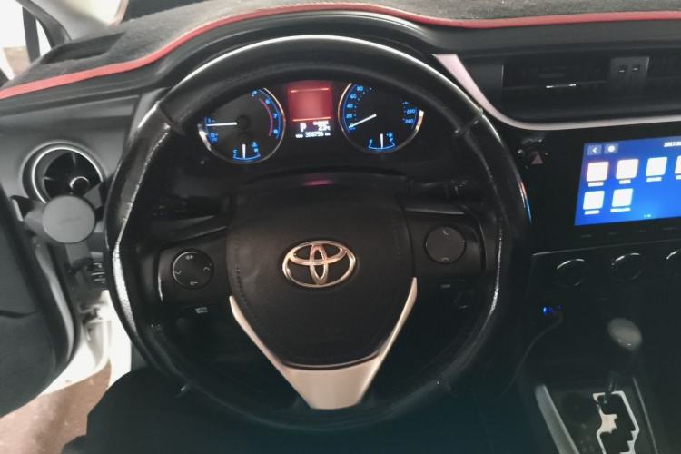 Used Toyota Corolla 2017 Revised Version 1.2T S-CVT GL-i Leather Edition Steering Wheel